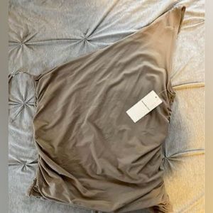 NWT Abercrombie Soft Matte Seamless Asymmetrical Top